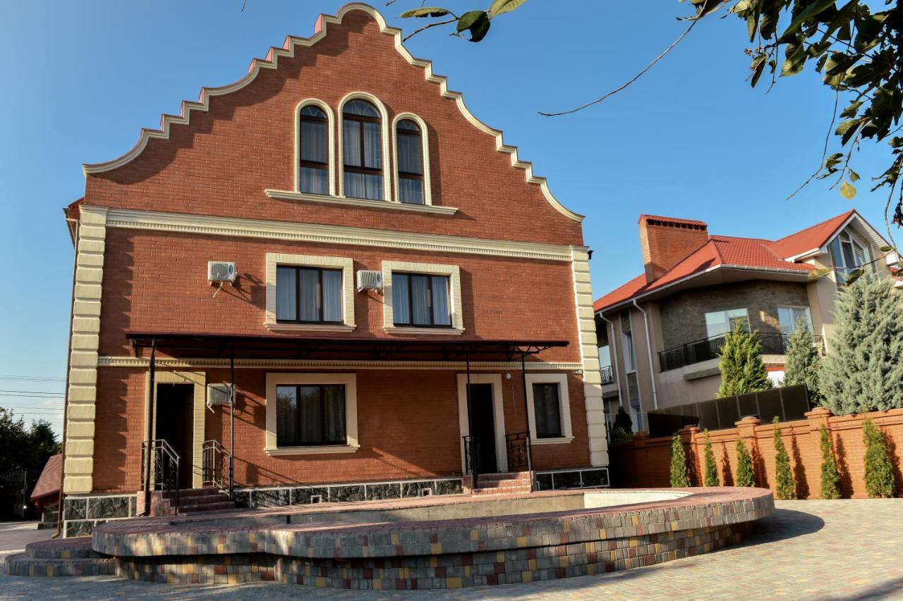Villa Alfredo Odessa Buitenkant foto