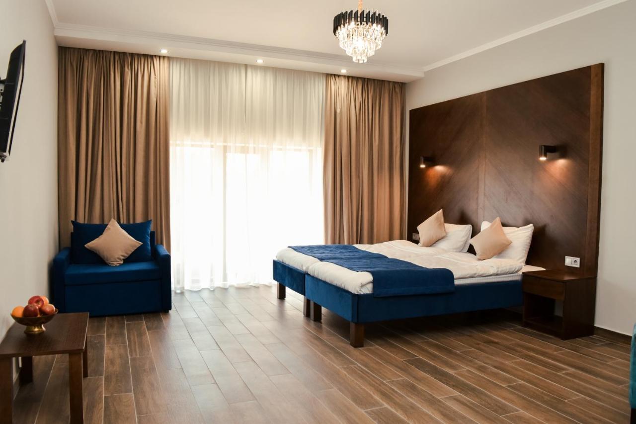 Villa Alfredo Odessa Buitenkant foto