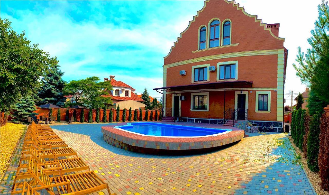 Villa Alfredo Odessa Buitenkant foto